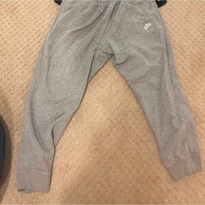 Nike Grey sweatpants 

Never worn